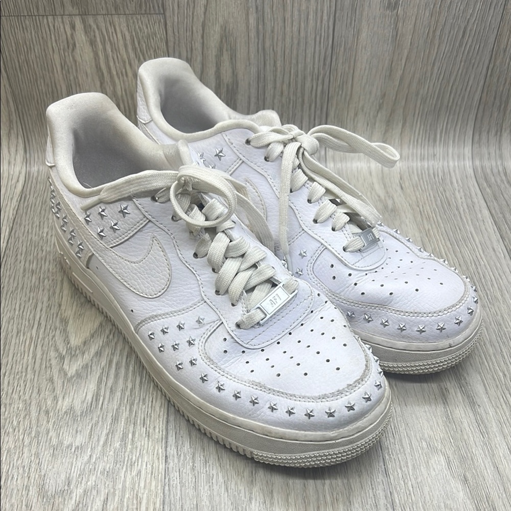 Nike 2018 Wmns Air Force 1 Low 'Star-Studded' Sneaker